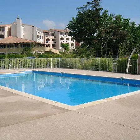 Superbe Au Cap D'agde, Piscine Et Parking - Fr-1-723-3 アグド